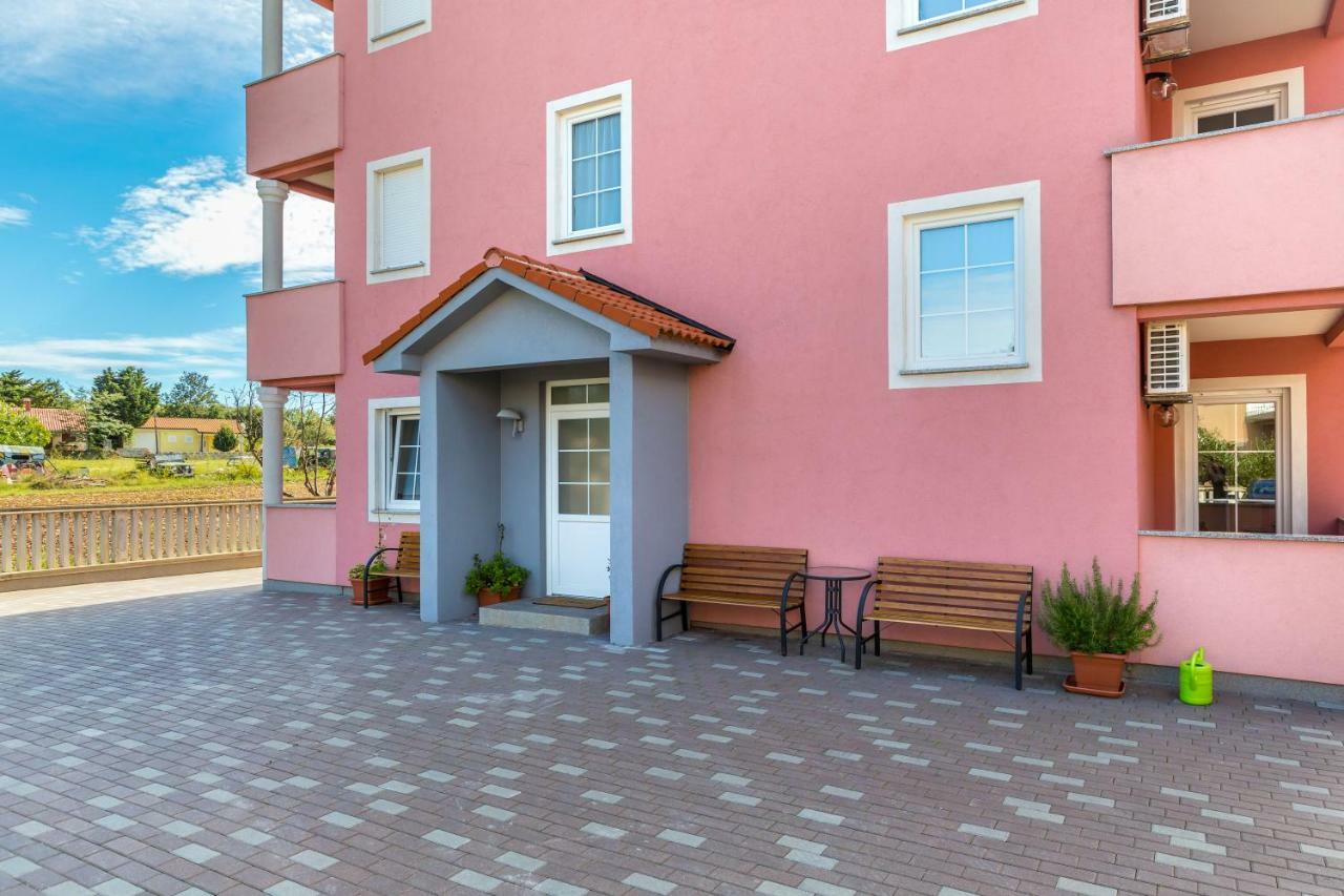 Apartmani Diana Medulin Exterior photo